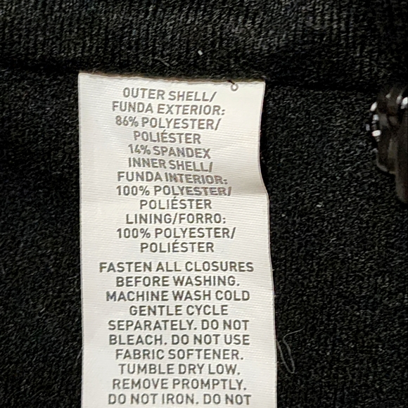 Swiss Tech 🇨🇭 Black Full Zipper Jacket - Picture 8 of 11